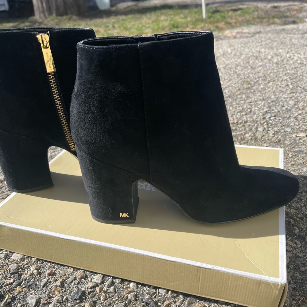 MICHAEL Michael Kors Black Ankle Boots